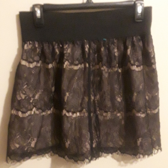 Xhilaration skirt women size Medium - Picture 2 of 6